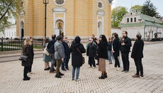 В заповеднике рассказали дипломатам о «глубоко европейских корнях» Лавры