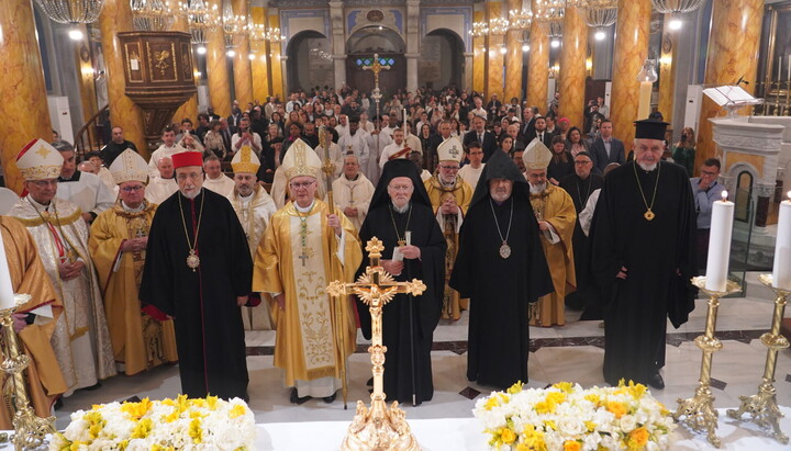 Патриарх Варфоломей посетил мессу в честь годовщины избрания папы Льва