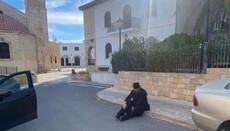 Αρχιεπίσκοπος Κύπρου – στον μητρopolίτη Τυχικό: Αν δεν φύγετε μόνοι σας – θα καλέσω την αστυνομία