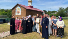 Община УПЦ в Разумовке построила новый храм вместо захваченного