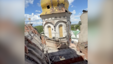 Нардеп показав місце прильоту на даху Успенського собору Лаври
