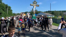Police fined the organizer of a procession to the Slatina Monastery