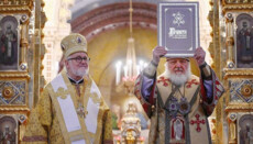 Archbishop of Western Europe decided to elect bishops without the approval of the ROC
