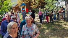 Социальный отдел УПЦ передал переселенцам 2300 гуманитарных наборов