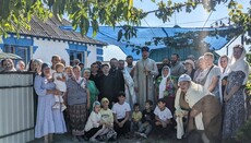 Met. Serhiy of Tulchyn prays with persecuted UOC community in Novozhyvotiv