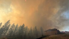 Parishioners of an Orthodox church evacuated due to wildfires in the US