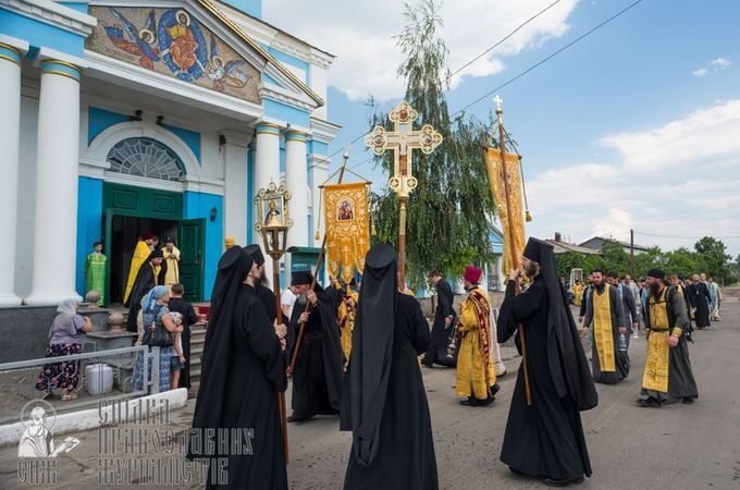 Крестный ход – 2016: более 500 паломников с молитвами идут в Киев