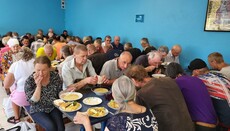 The FAVOR Foundation donated food products to a UOC community to organize meals for those in need