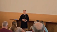 In Mokrets, authorities attempt to halt construction of a UOC church on private land