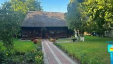 Prosecution seeks to transfer Chernivtsi's oldest church to state ownership through court