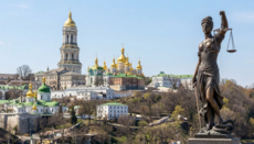 Еще около 1000 верующих подали заявления для защиты Киевской митрополии
