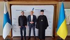 Посол в Финляндии обсудил с клириком ПЦУ духовную опеку украинцев в стране