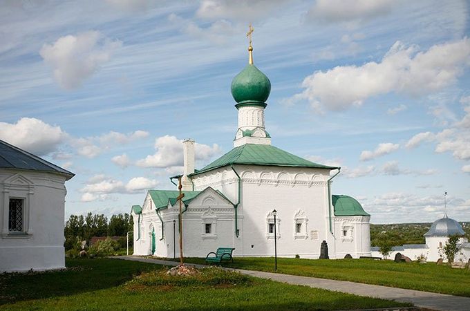 Подозреваемый в убийстве настоятеля монастыря в Переславле-Залесском объявлен в розыск