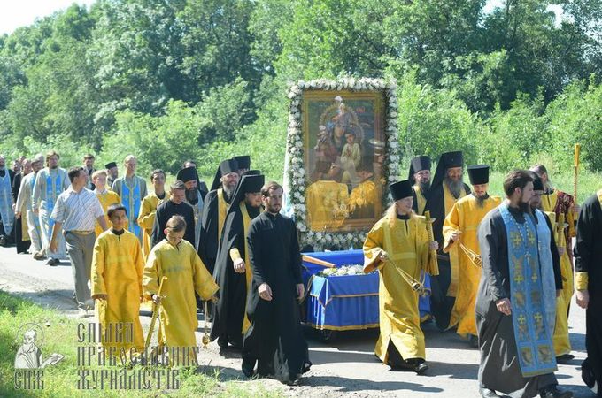 Віряни Івано-Франківської єпархії УПЦ приєднаються до Хресного ходу-2016