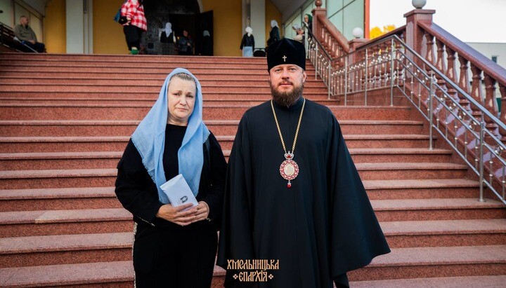 Хмельницкая епархия передала 100 тысяч на лечение 15-летнего мальчика