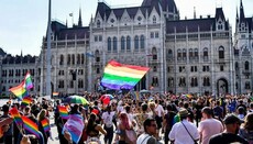 Парламент Венгрии отменил запрет на ЛГБТ-пропаганду среди детей
