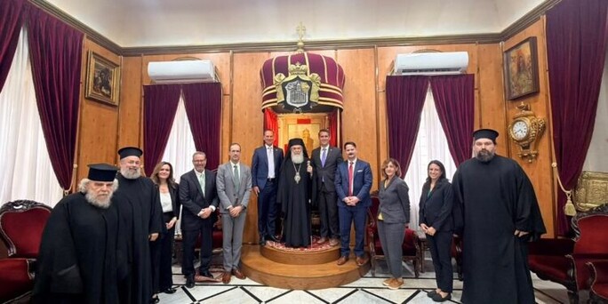 Патриарх Феофил, посол США при Ватикане. Фото: erusalem-patriarchate.info