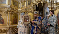 У Кам'янській єпархії вперше вшанували Дніпровський образ Богородиці