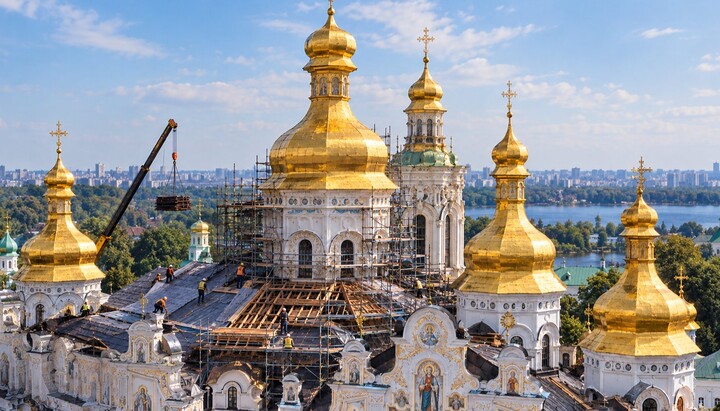 Работы по восстановлению Успенского собора. Фото: «КиевВлада»