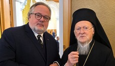 Άρχων του Φαναρίου δημοσίευσε ψευδή είδηση, χαρακτηρίζοντας τον καταδικασμένο «ιεράρχη» της ΟΕΟΥ ως ανήκοντα στην ΟΟΕ