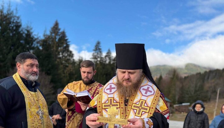 Στην Σινεβίρσκαγια Πολιάνα έθεσαν τα θεμέλια του ναού του Εφραίμ του Νοβοτόρζσκ. Φωτογραφία: Επαρχία Χουστ