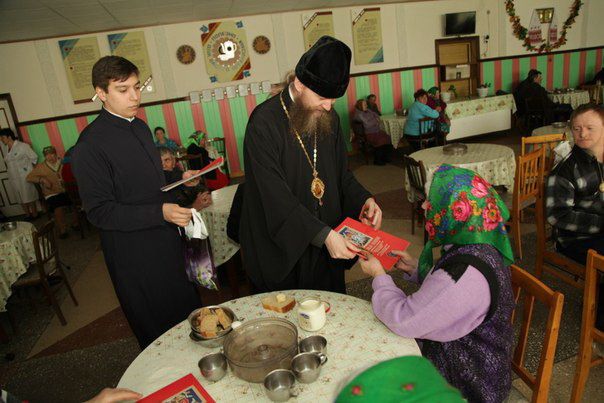 УПЦ проводит рождественскую благотворительную акцию «Старость в радость» фото 6