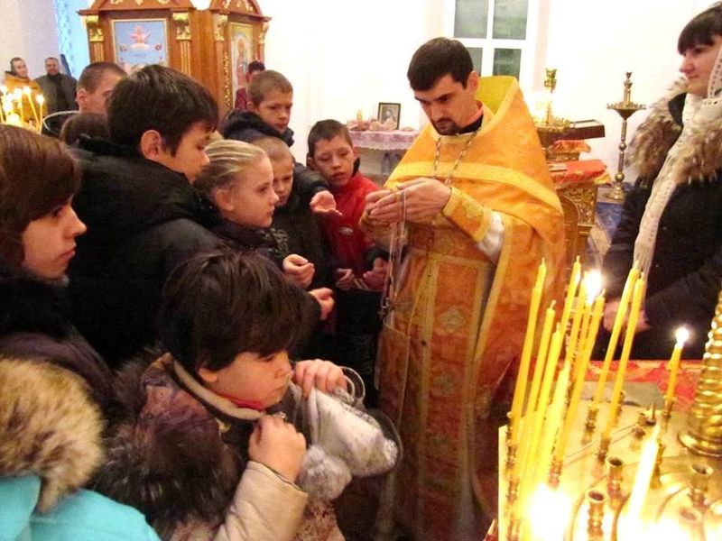 У Новомиргороді відбулася Літургія для дітей з вадами слуху фото 1