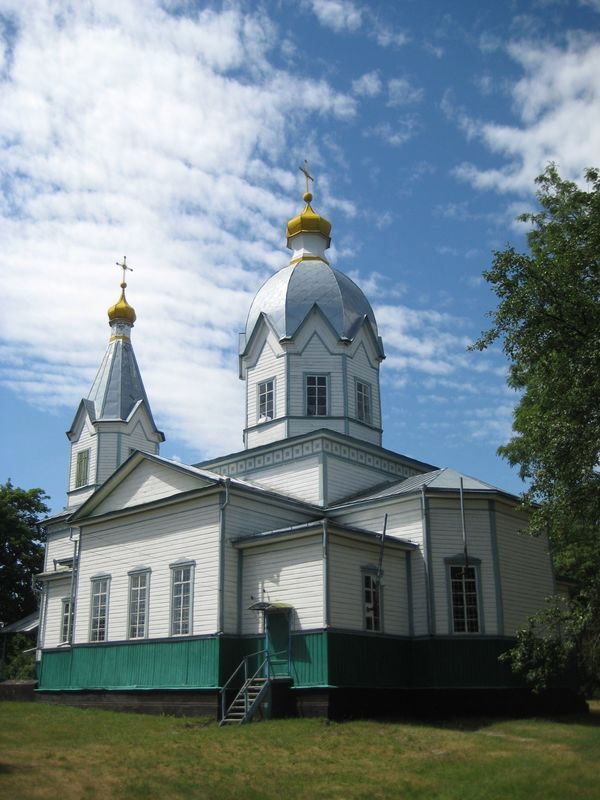 Церковь в честь Успения Пресвятой Богородицы в селе Кобыжча (1895) фото 1