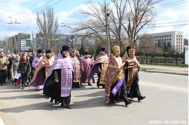 На Луганщину доставлены святыни Страстей Христовых фото 1