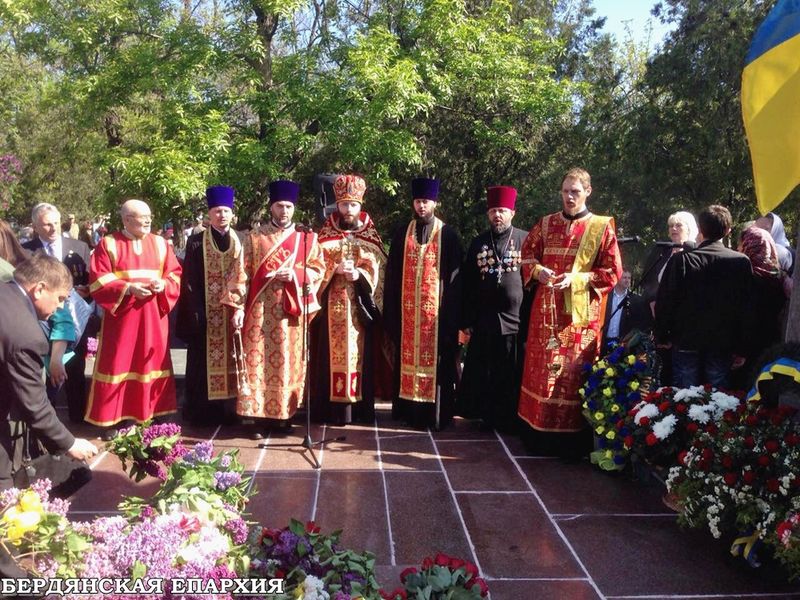 Єпархії УПЦ взяли участь у святкуванні Дня Перемоги фото 4