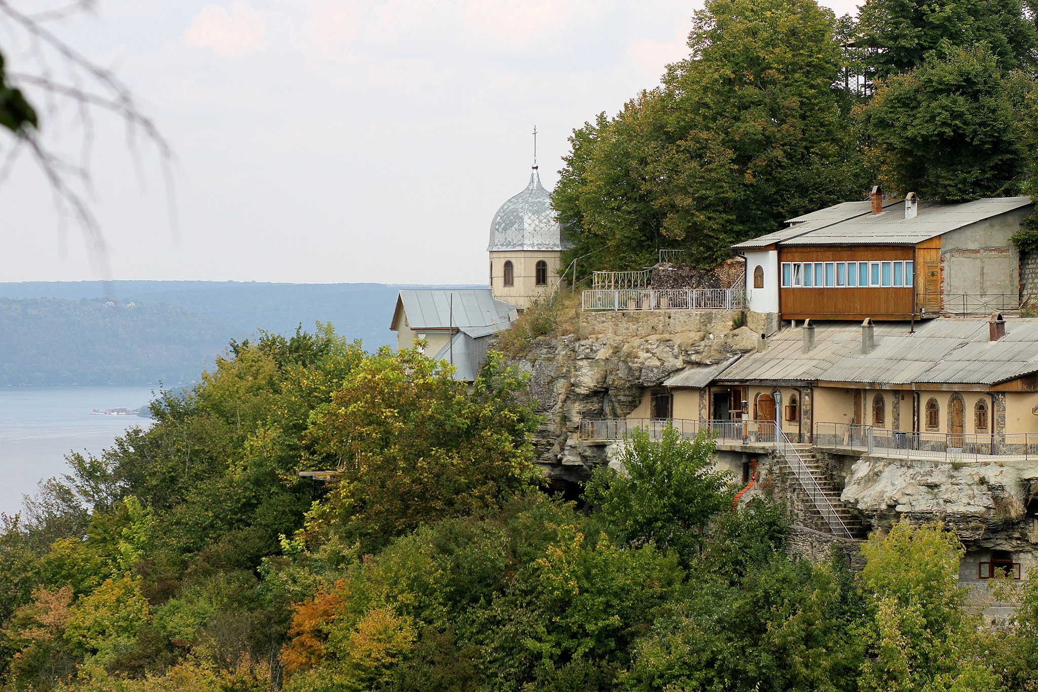 ТОП-10 українських монастирів, віддалених від великих міст фото 9