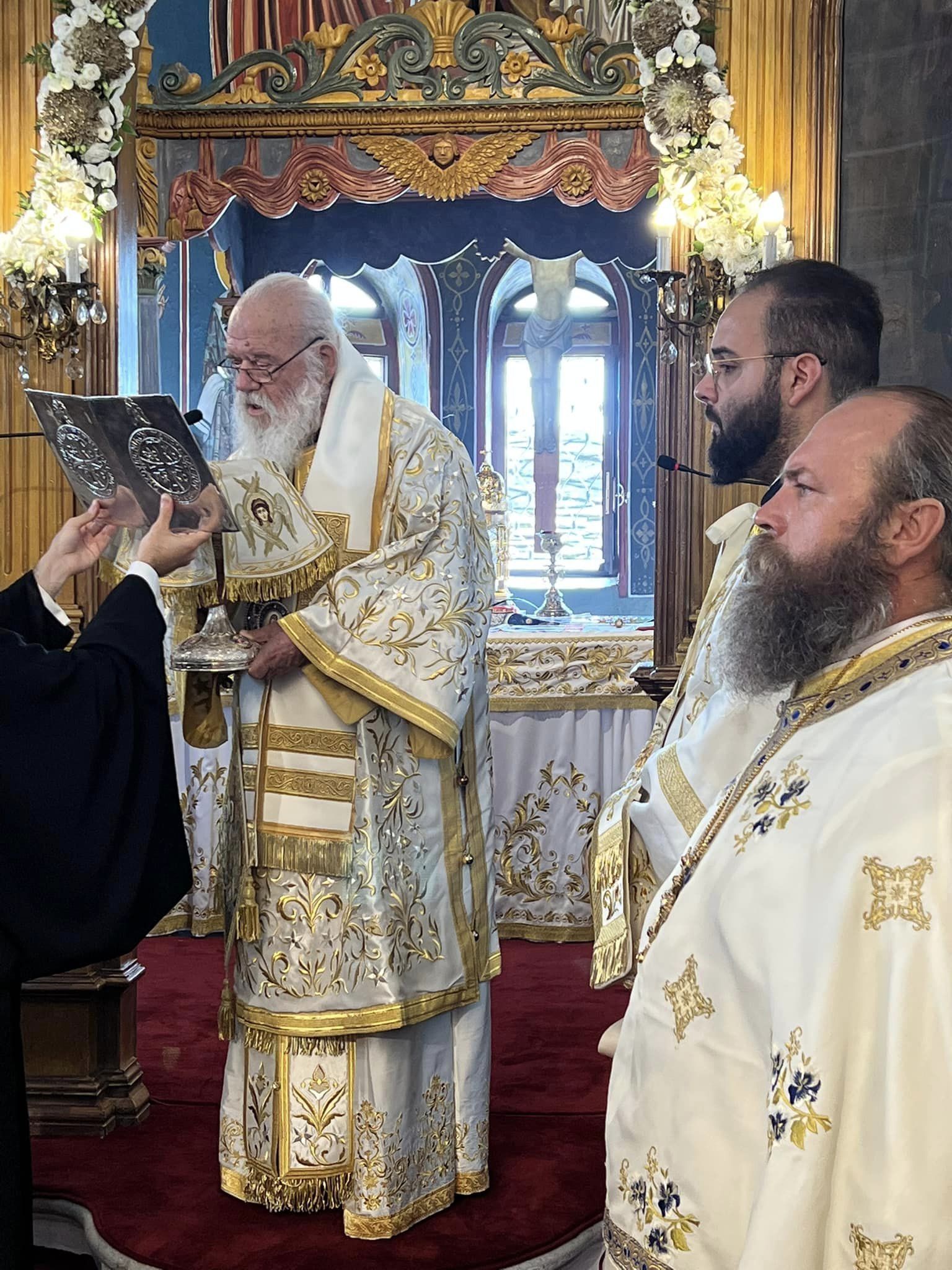 რატომ არიან ბერძნები პასუხისმგებელნი რეიდერების გამო, რომლებიც გამოზარდეს - სურათი 5