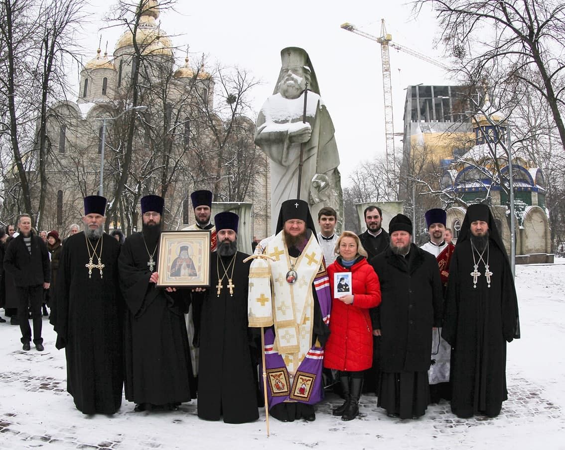 Митрополит Феодосій: «Будемо вірити – свобода запанує на нашій землі» фото 3