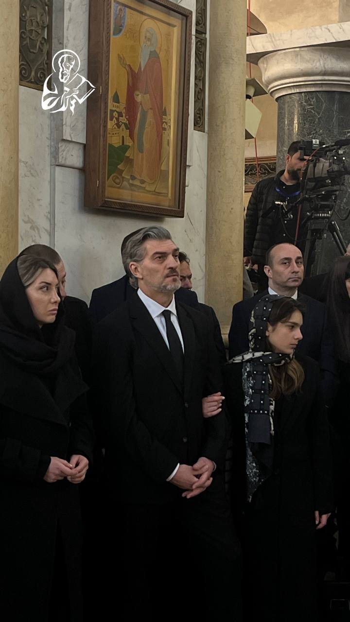 Patriarch Ilia's funeral: live broadcast фото 9