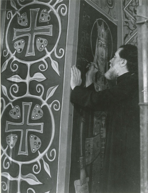 Архипастырь за работой над фресками церкви Божией Матери в Дидубе